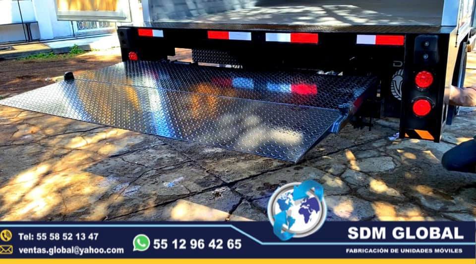 Fabricacion de Rampas Hidrahulicas de carga<br>